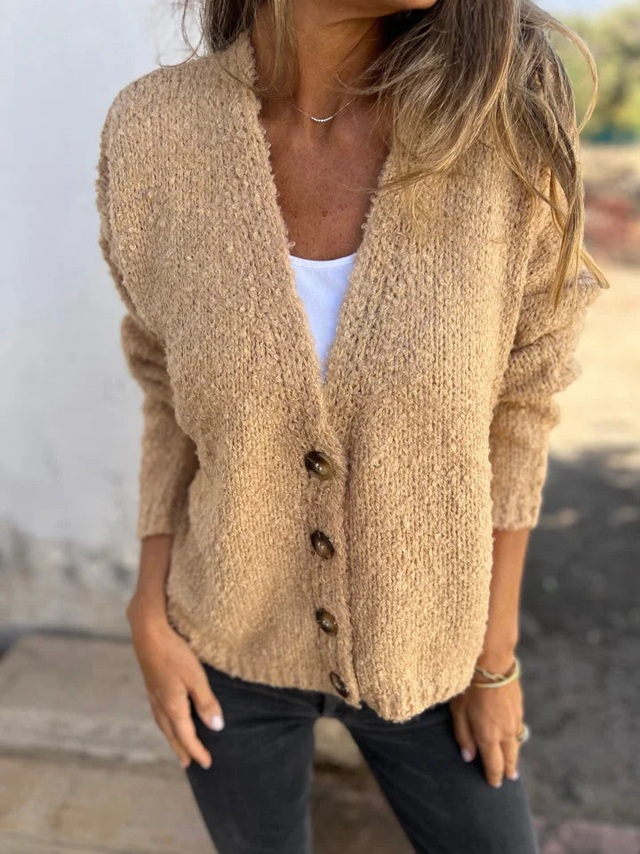 Dstrkt 11 | Soft Touch V-Neck Cardigan